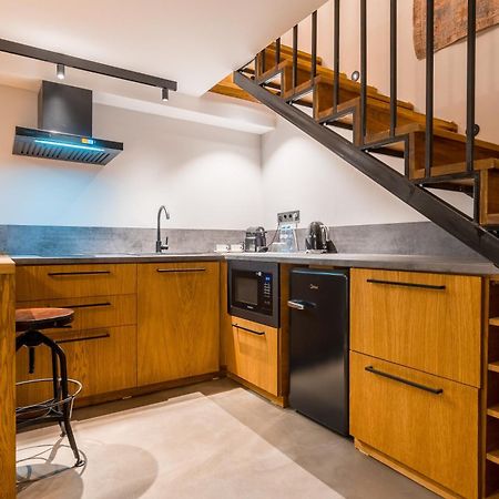 Zorba&Bond Boutique Hotel Tbilisi ภายนอก รูปภาพ