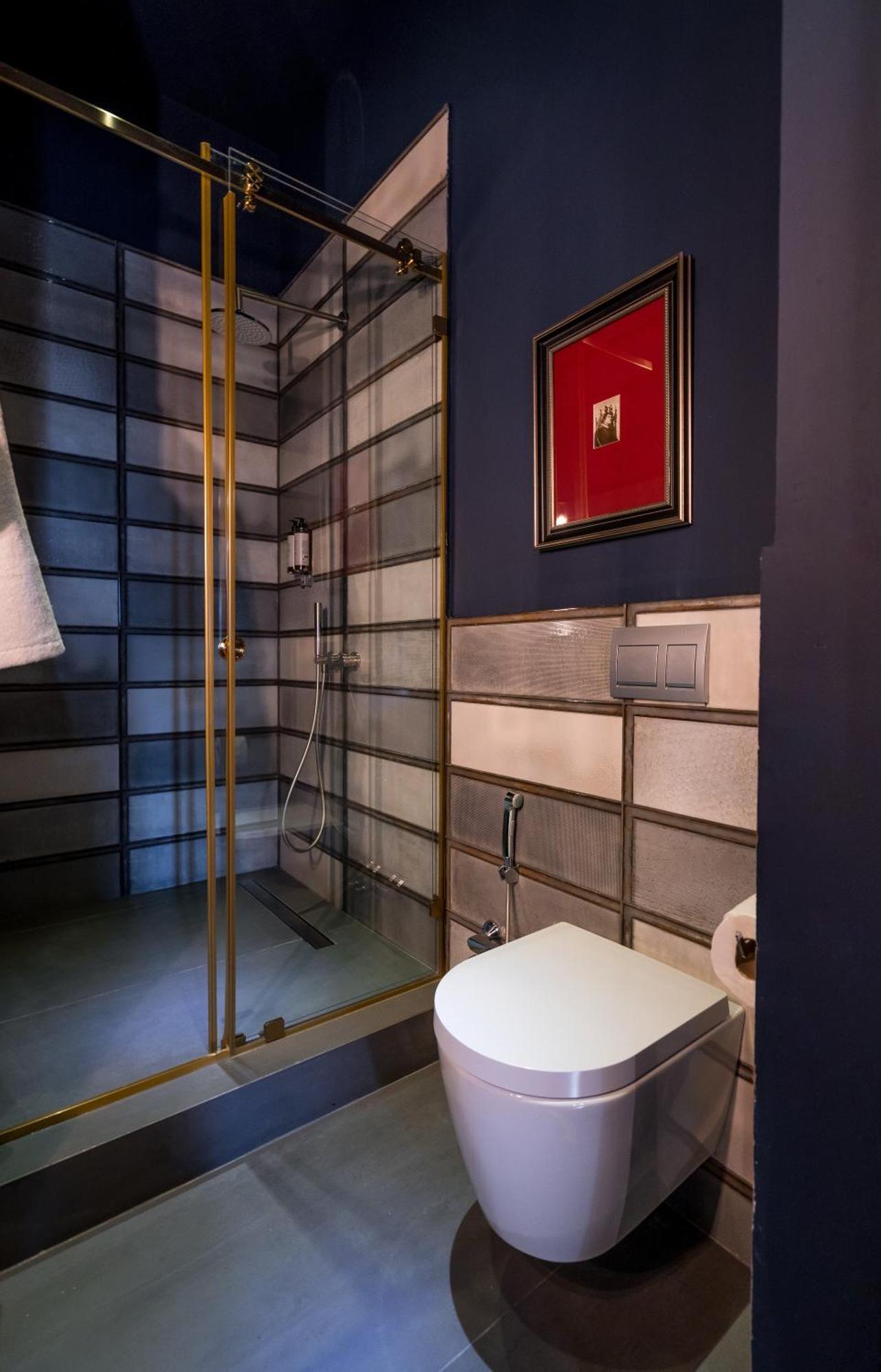 Zorba&Bond Boutique Hotel Tbilisi ภายนอก รูปภาพ