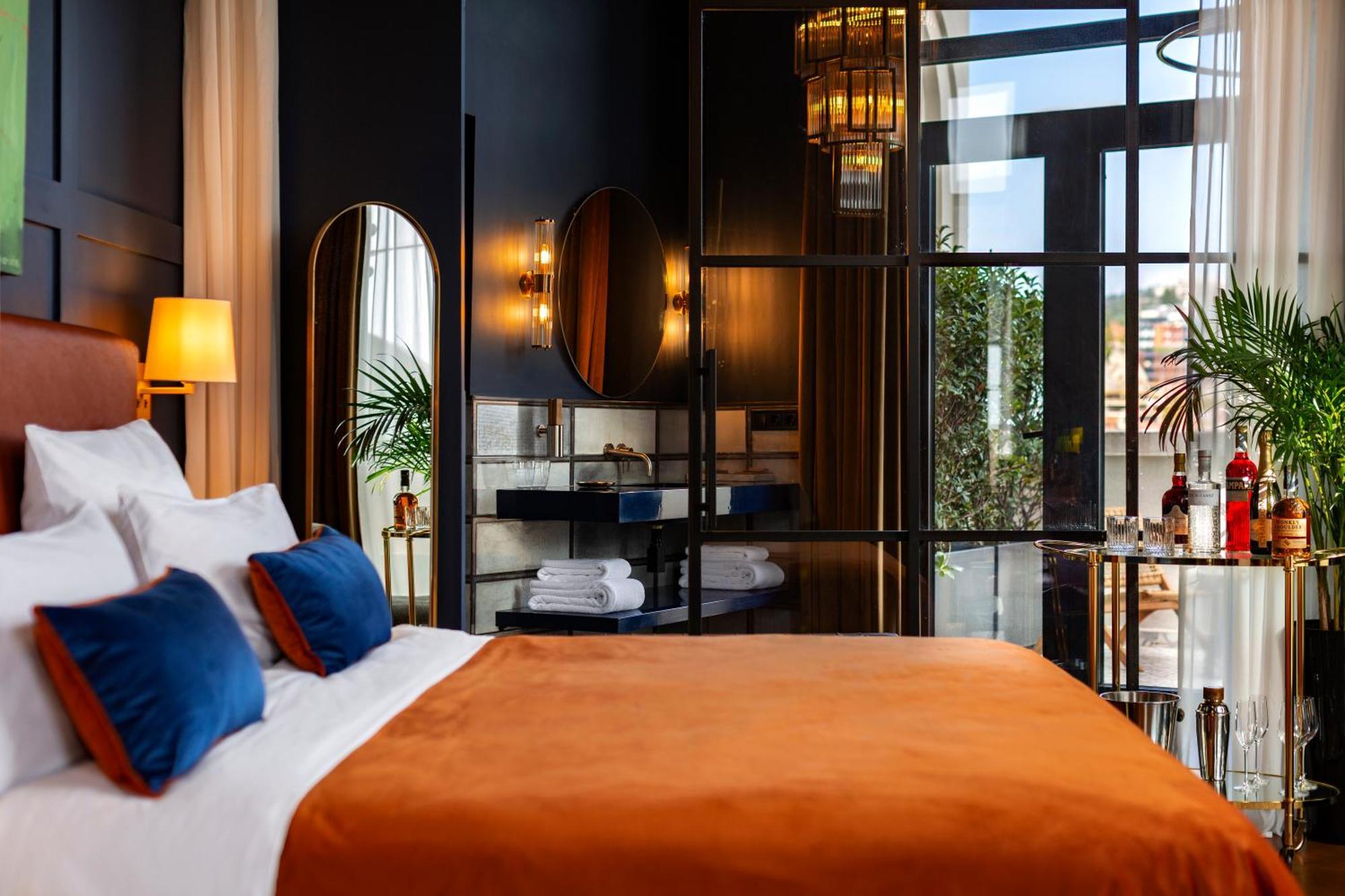 Zorba&Bond Boutique Hotel Tbilisi ภายนอก รูปภาพ