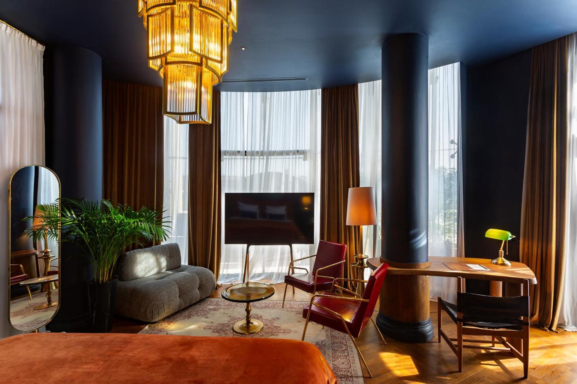 Zorba&Bond Boutique Hotel Tbilisi ภายนอก รูปภาพ