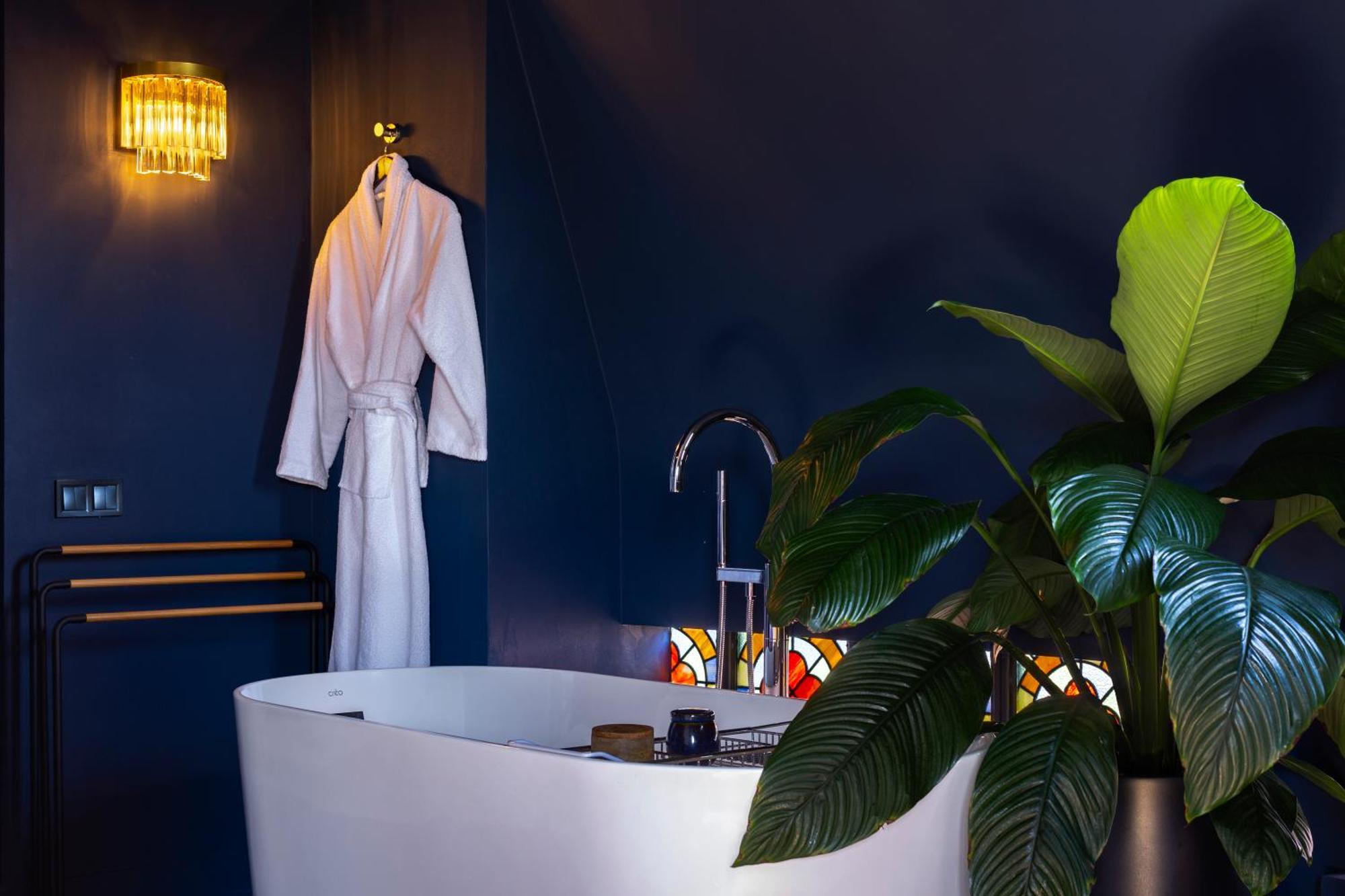 Zorba&Bond Boutique Hotel Tbilisi ภายนอก รูปภาพ