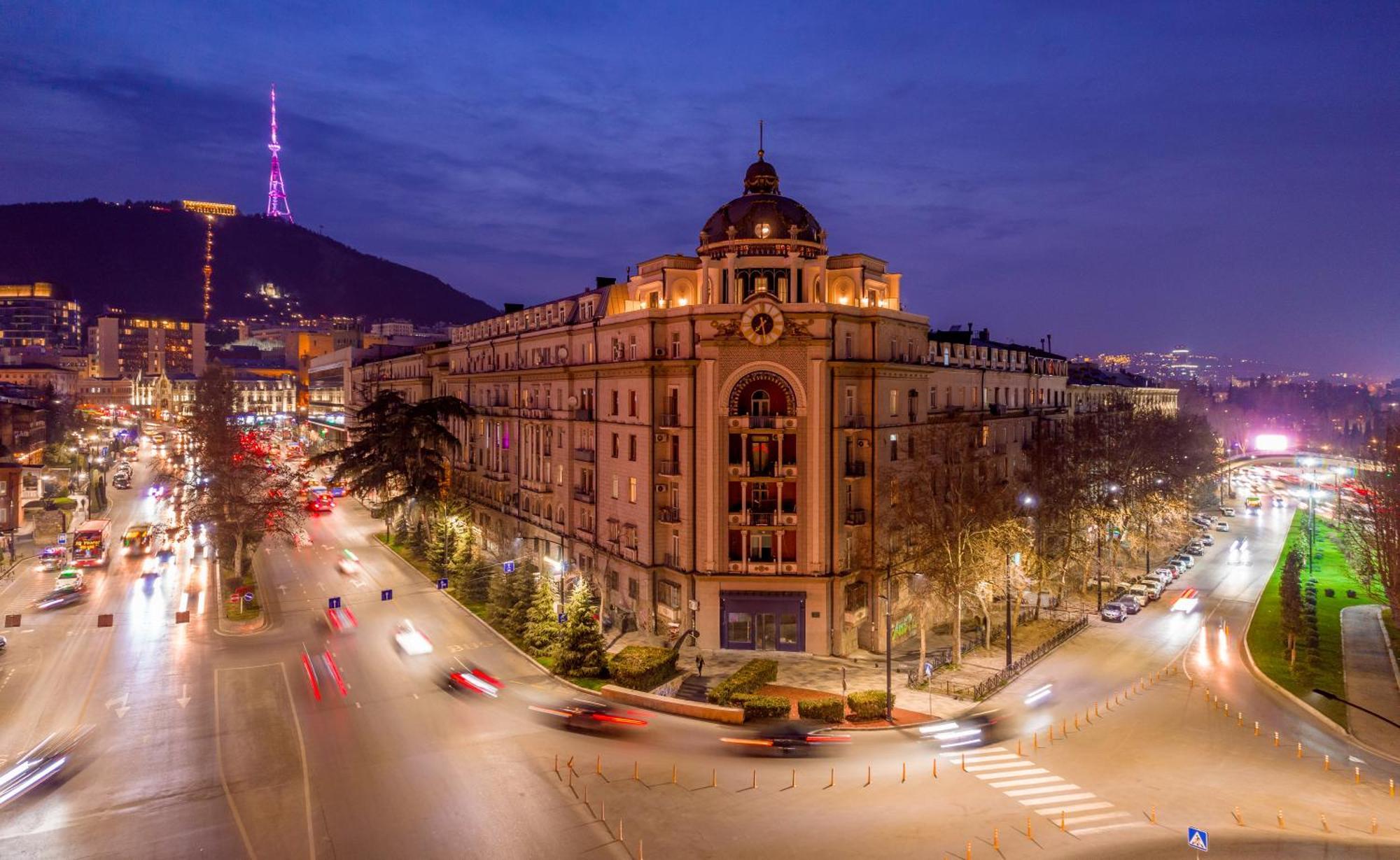 Zorba&Bond Boutique Hotel Tbilisi ภายนอก รูปภาพ