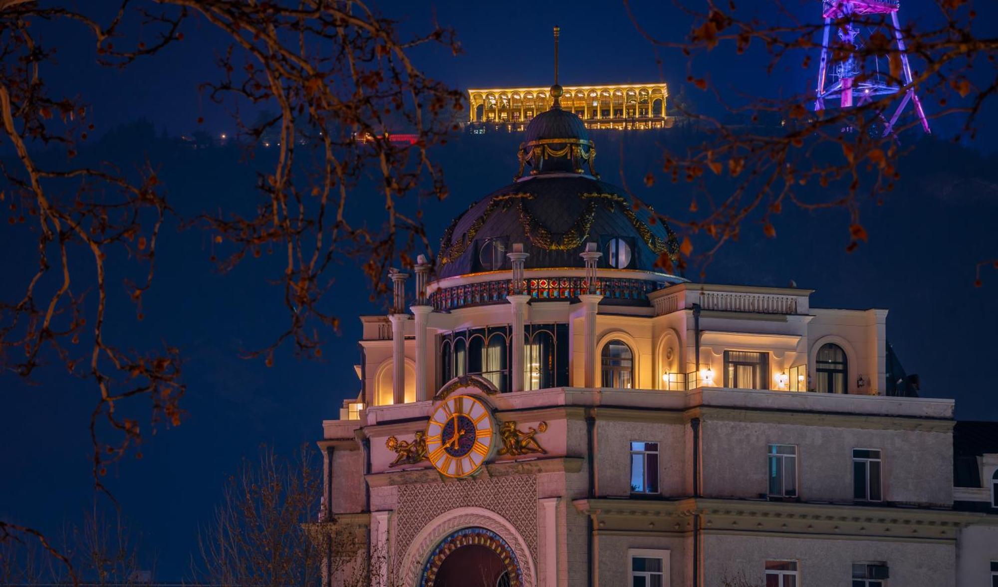 Zorba&Bond Boutique Hotel Tbilisi ภายนอก รูปภาพ