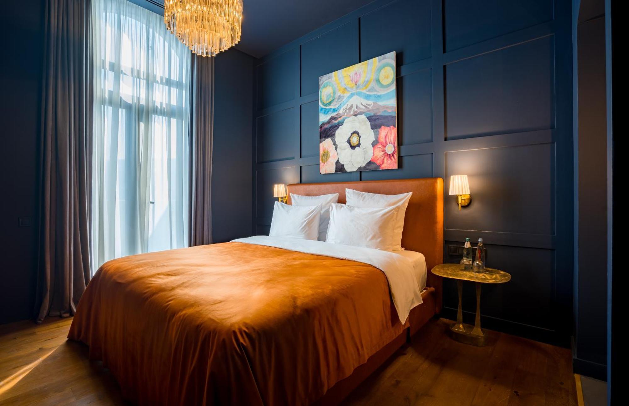 Zorba&Bond Boutique Hotel Tbilisi ภายนอก รูปภาพ