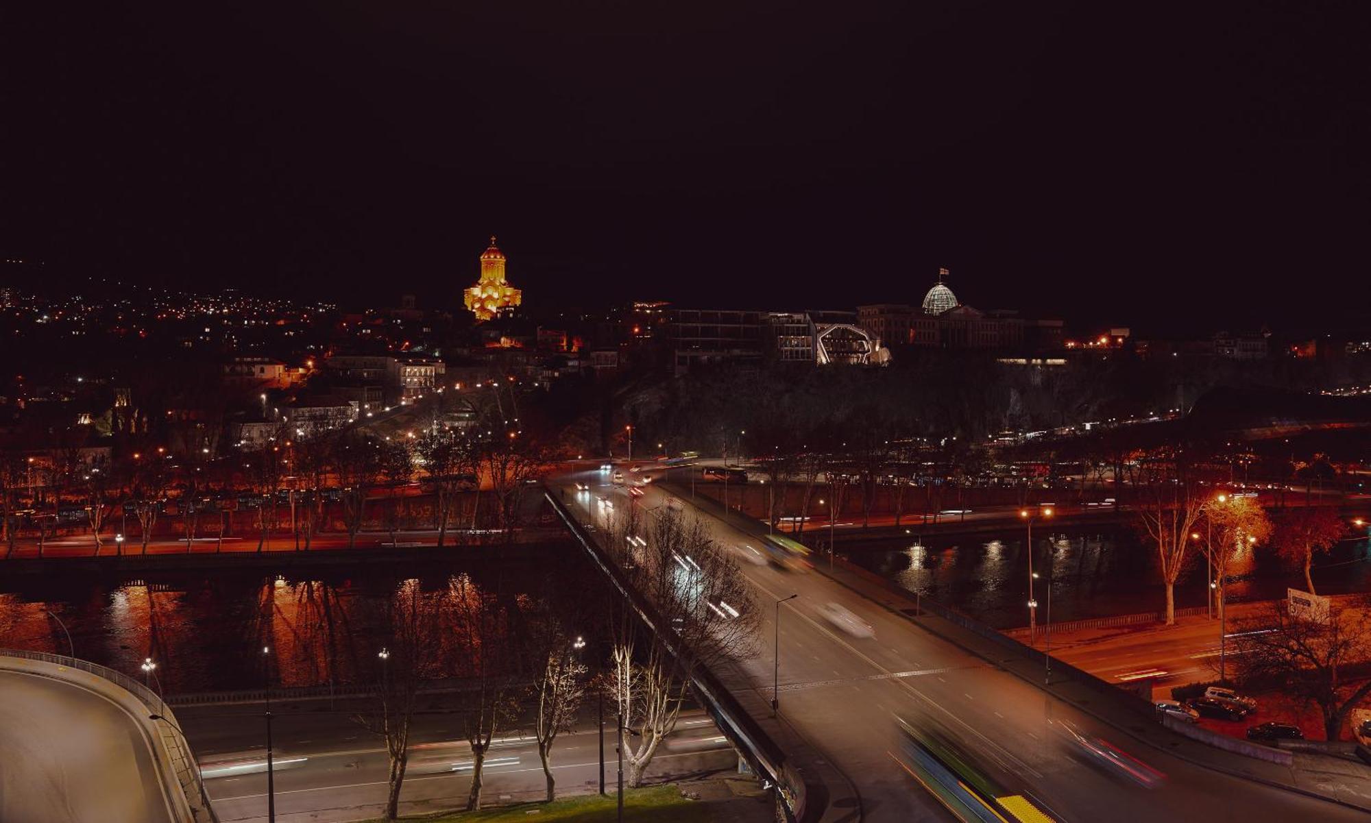 Zorba&Bond Boutique Hotel Tbilisi ภายนอก รูปภาพ