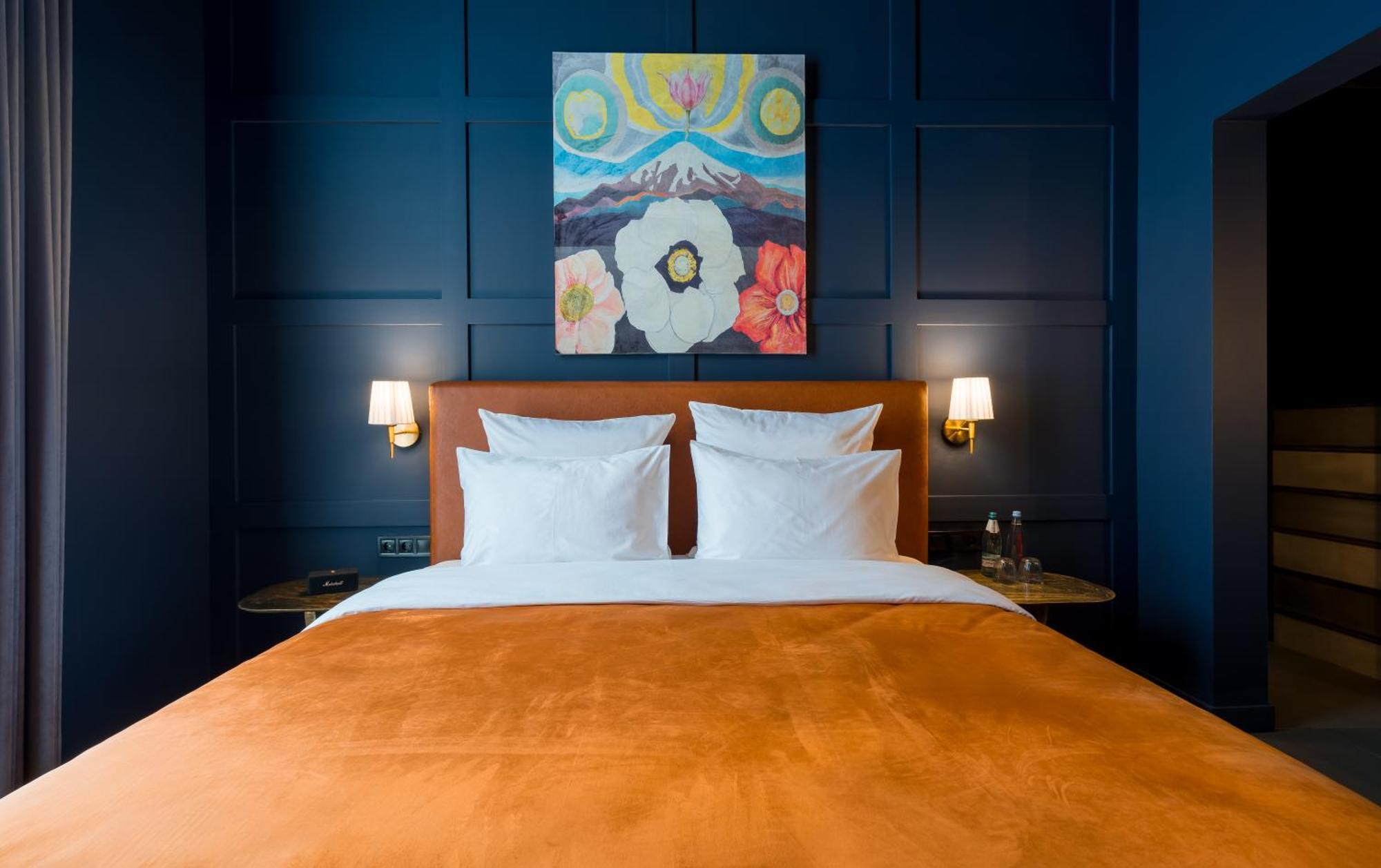 Zorba&Bond Boutique Hotel Tbilisi ภายนอก รูปภาพ